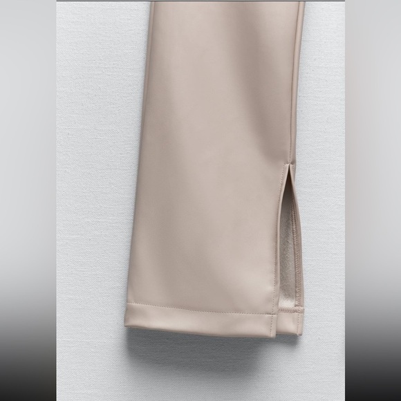 New Zara ECRU FAUX LEATHER FLARED SLIT SLIM FIT PANTS HIGH RISE STRAIGHT LEG - Picture 15 of 17